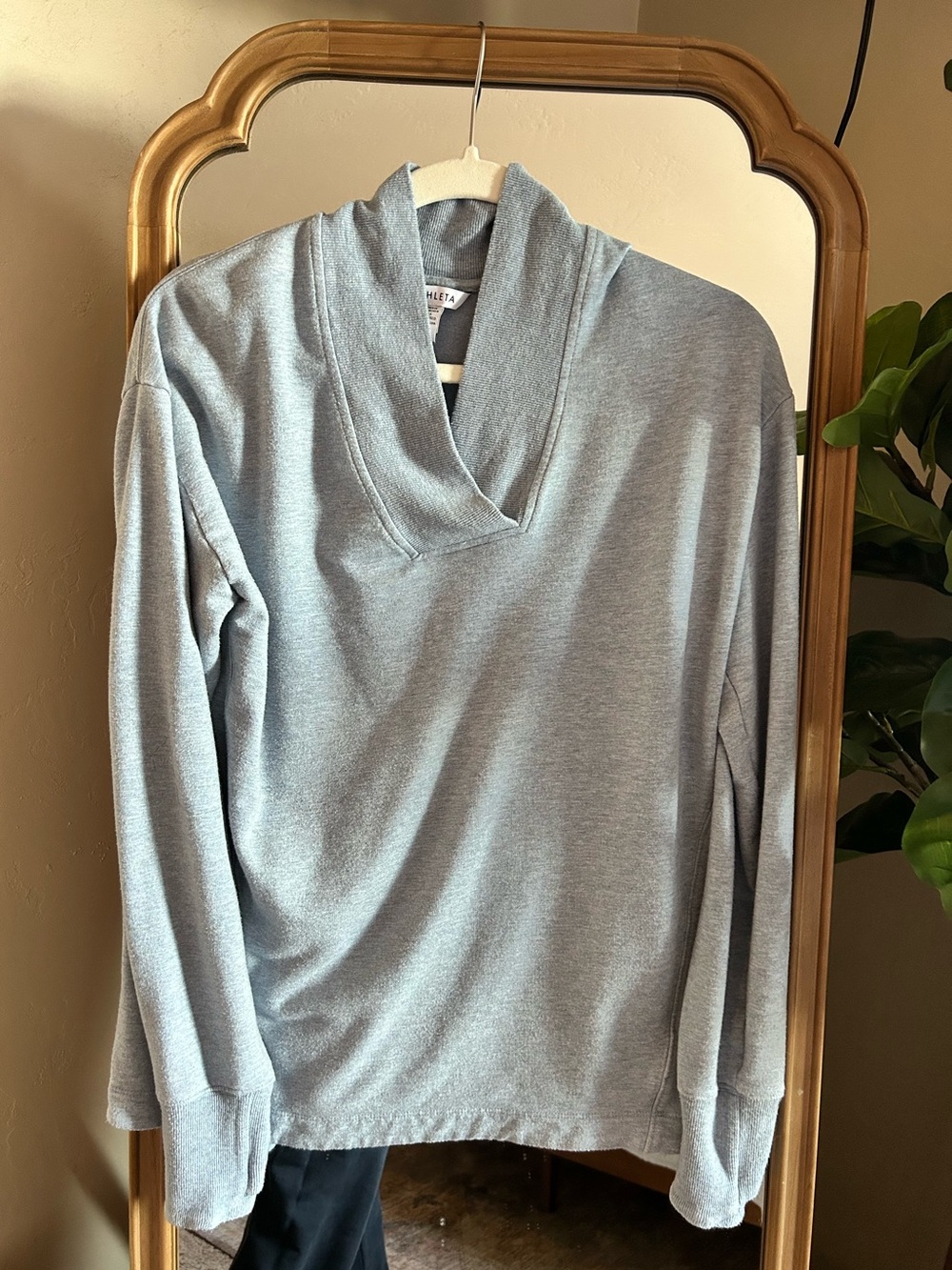Athleta sweater